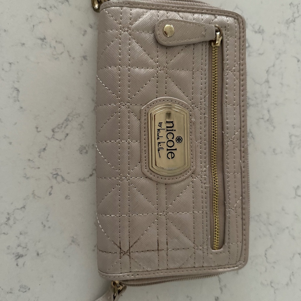 Nicole Miller wallet. Beige